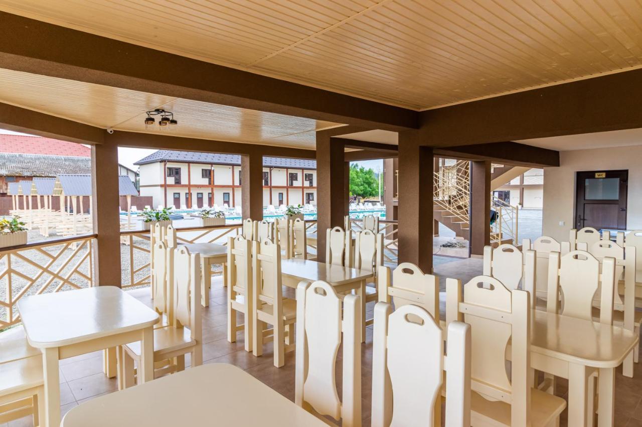 Nikoletta Hotel Solotvyno Exterior photo